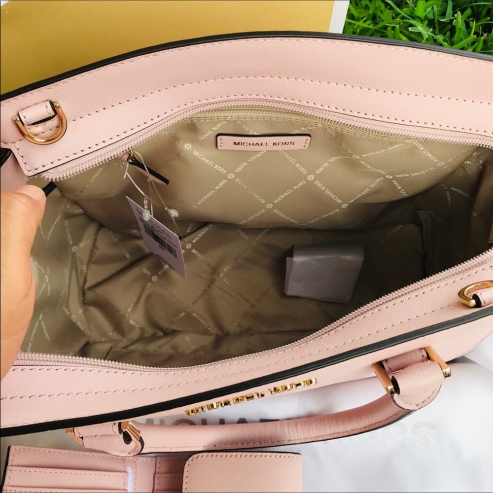 Michael Kors Selma Saffiano Leather Top Zip Satchel Bag (Blossom) and wallet - Picture 4 of 7